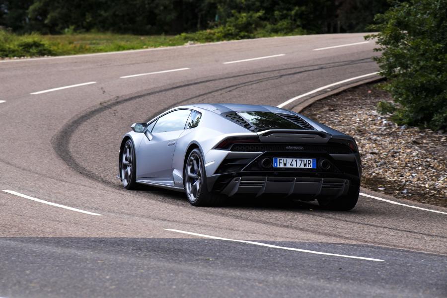  Lamborghini Huracan EVO (LB724) 2019 года  (UK) (фото 14 из 19)